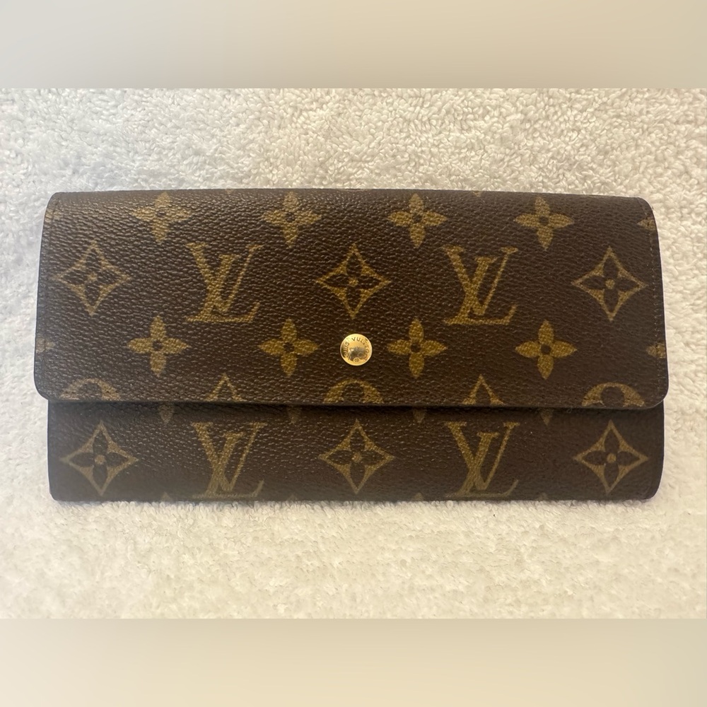Louis Vuitton Vintage monogram long wallet…